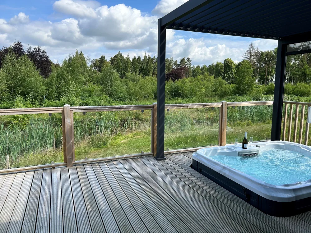 Hot tub a