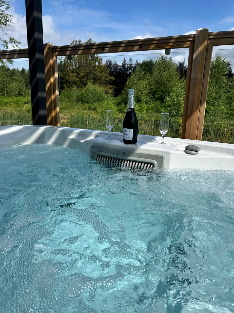 Hot tub c
