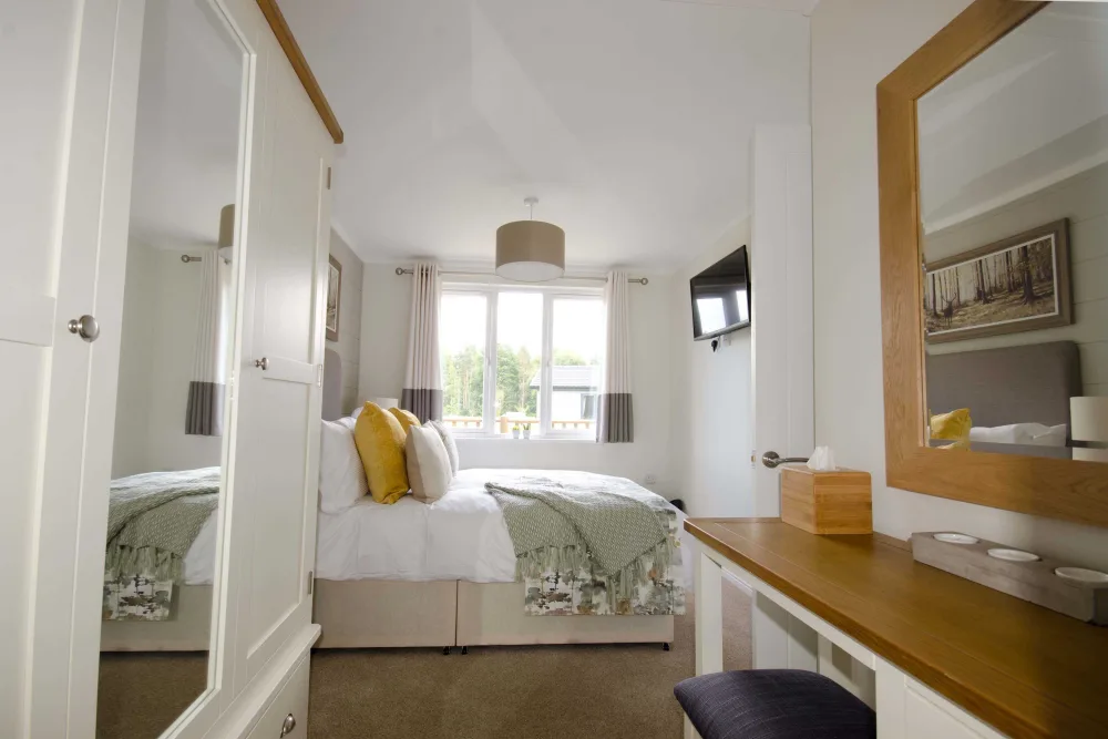 Double Bed from En Suite