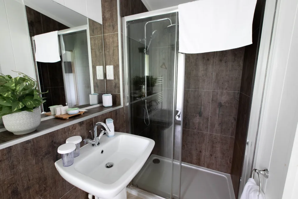 Hollicarrs Lodges 0985