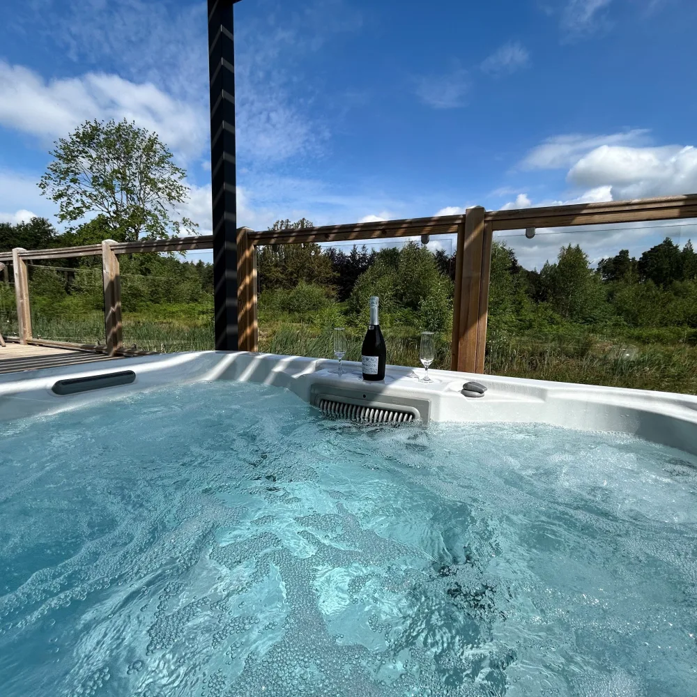 Hot tub b